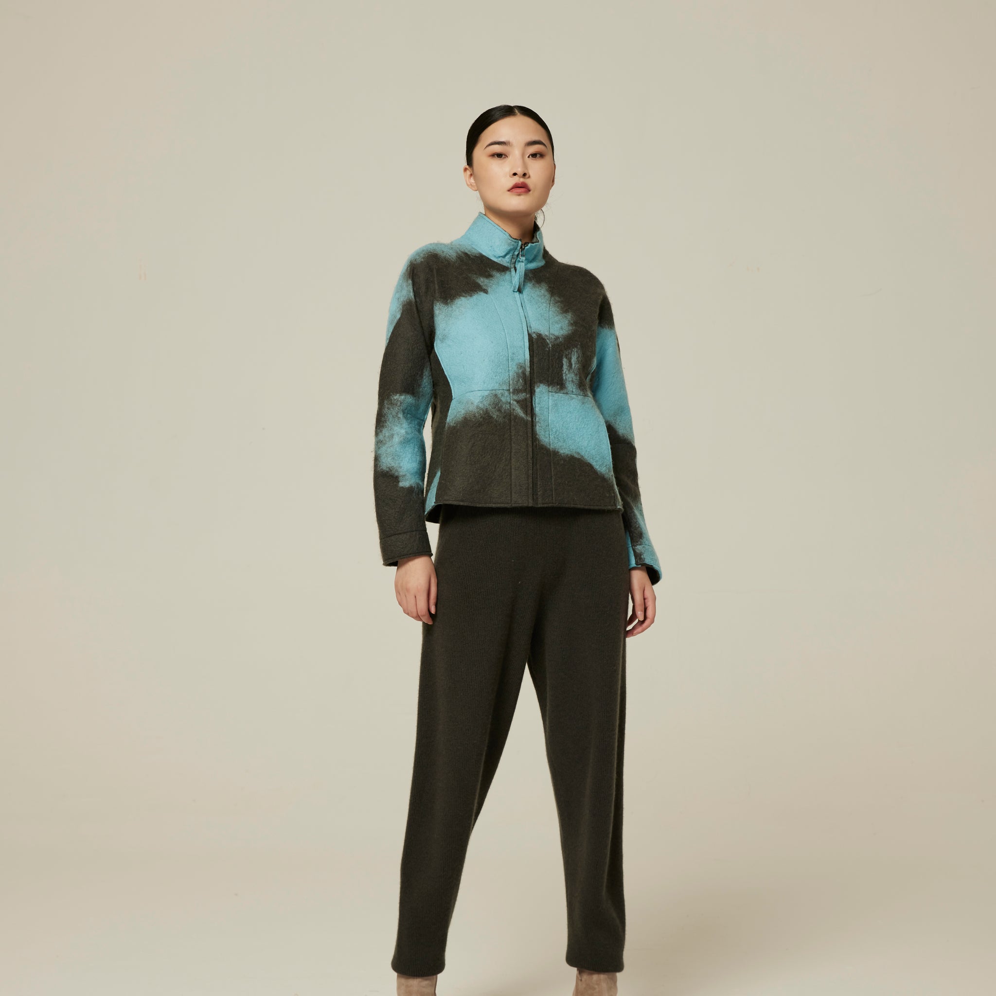 Women's tapered cashmere trousers